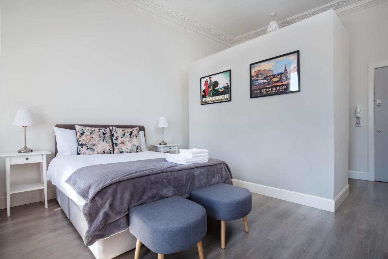 Modern Studio Apartment In Prime Central Location Единбург Екстер'єр фото