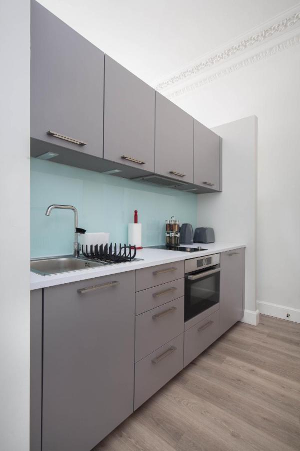 Modern Studio Apartment In Prime Central Location Единбург Екстер'єр фото